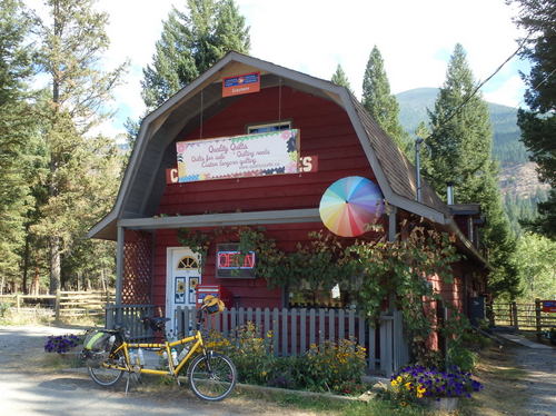 GDMBR: The Quality Quilts Store on Hwy-93, maybe 5 km from Roosville.