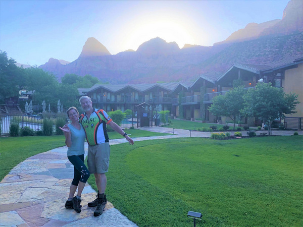 Us, before breakfast - Photo by Alesia.