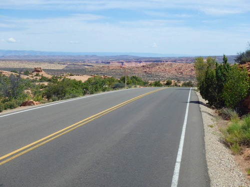 A joyful view, much like a lesser Grand Canyon.