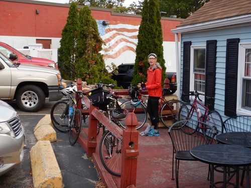 We arrived for breakfast.