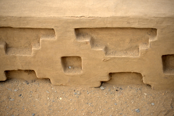 Interesting Link and Space Pattern.