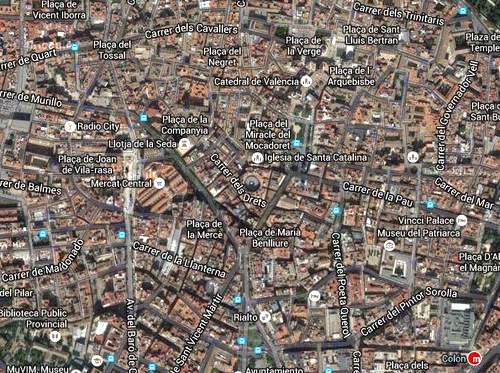Pla&ccedil;a Redona.